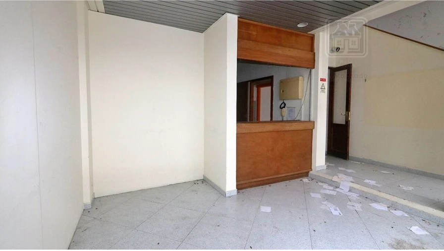 Prédio para Venda em Ponta Delgada (São Pedro) Foto 41