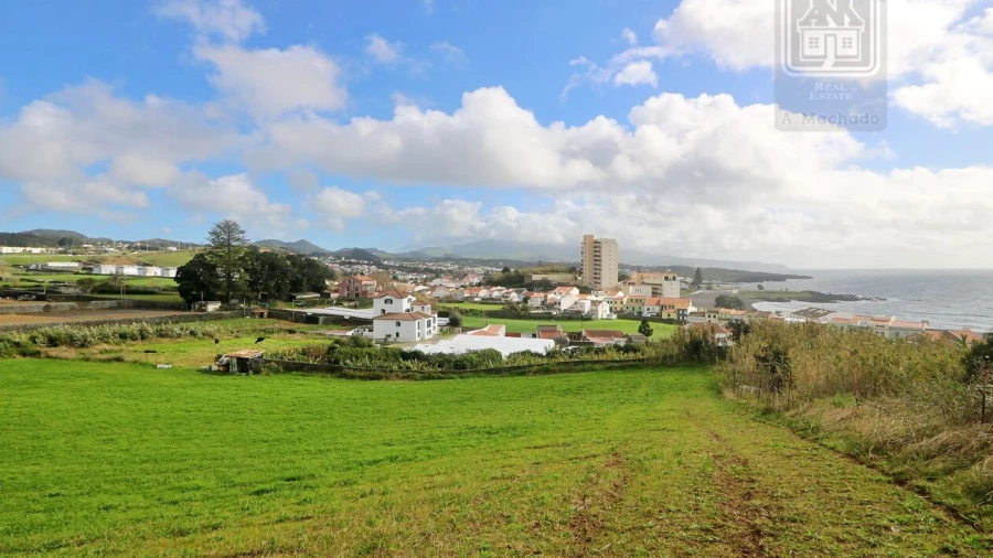 Terreno para Venda em Rosto do Cão (São Roque)