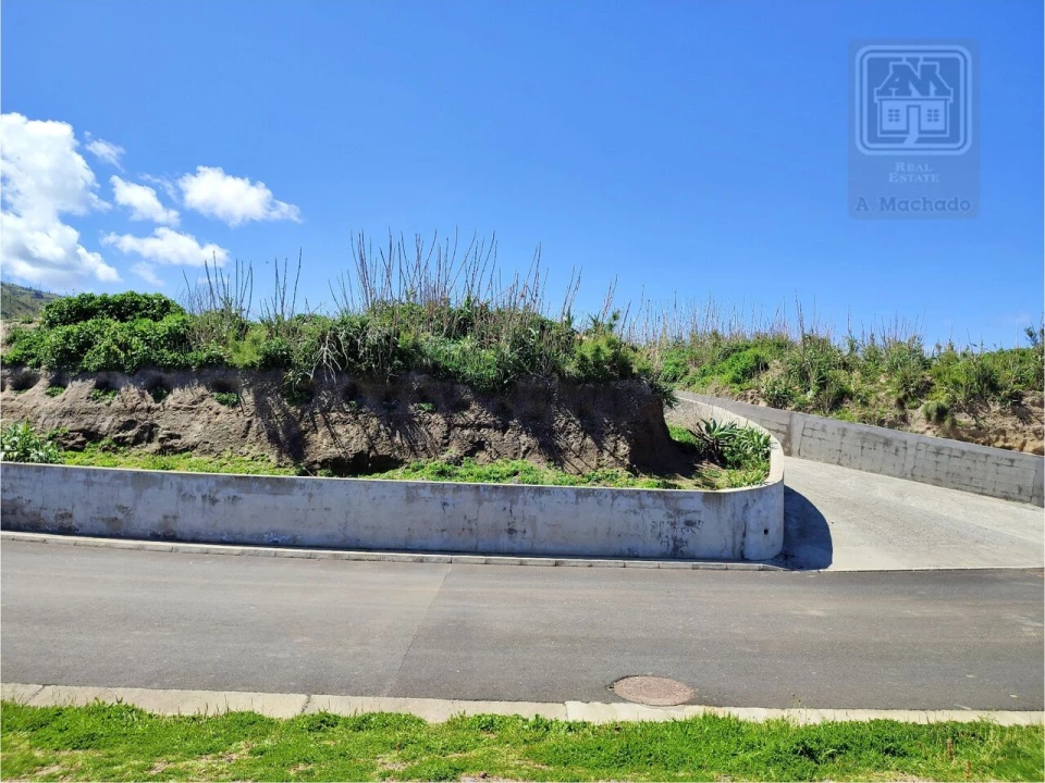 Terreno para Venda em Mosteiros Foto 9