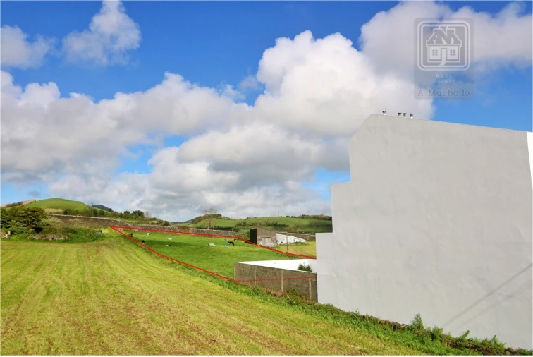 Terreno para Venda em Fajã de Cima Foto 7