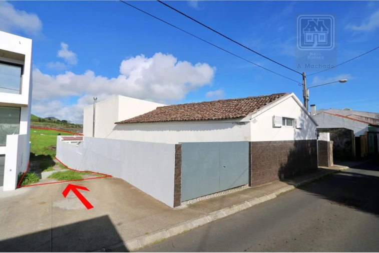 Terreno para Venda em Fajã de Cima Foto 10