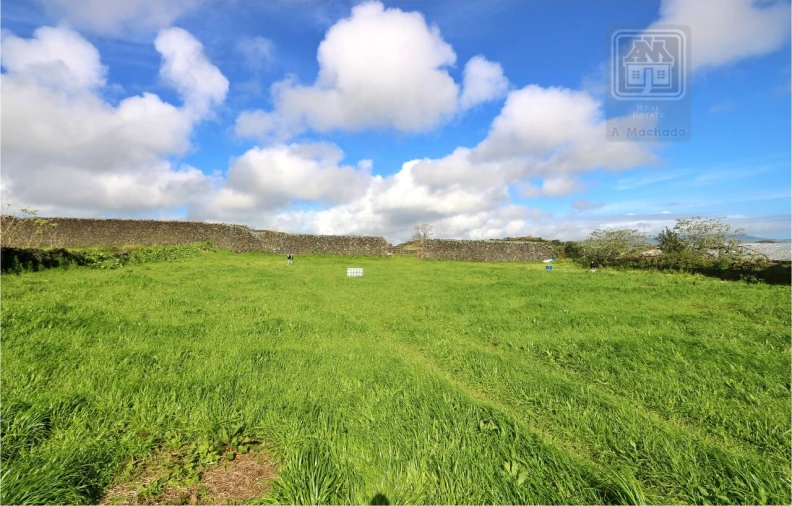 Terreno para Venda em Fajã de Cima Foto 18