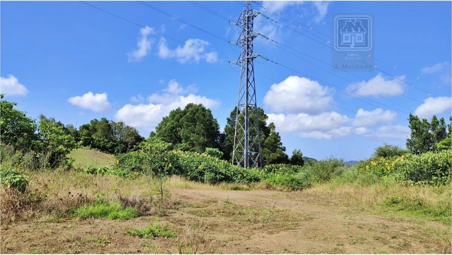 Terreno para Venda em Pico da Pedra Foto 16