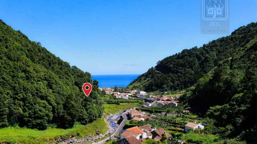 Terreno para Venda em Faial da Terra