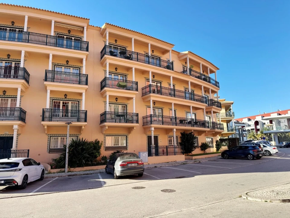 Apartamento T3 para Venda em Albufeira e Olhos de Água Foto 1