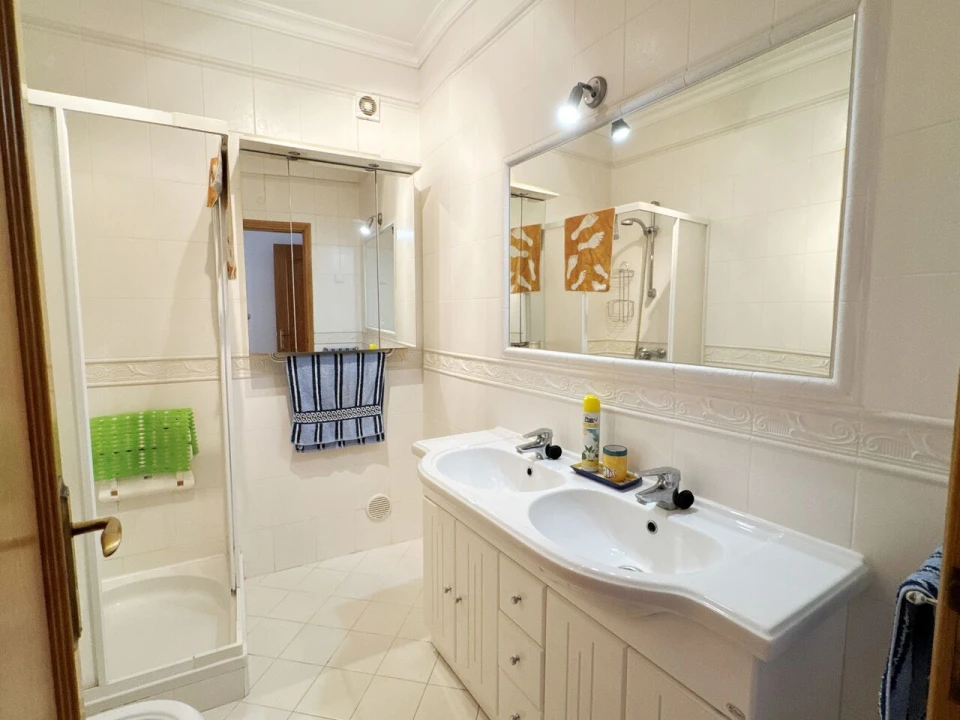 Apartamento T3 para Venda em Albufeira e Olhos de Água Foto 30