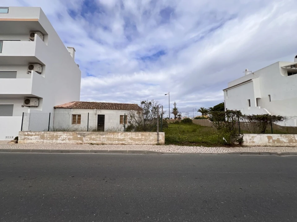 Moradia T2 para Venda em Albufeira e Olhos de Água Foto 2