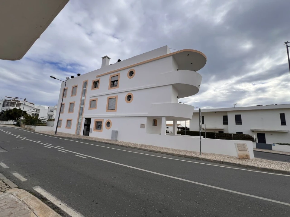 Moradia T2 para Venda em Albufeira e Olhos de Água Foto 7