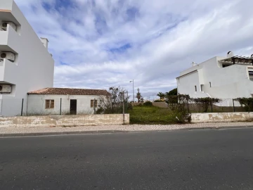 Moradia T2 para Venda em Albufeira e Olhos de Água