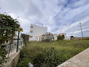 Moradia T2 para Venda em Albufeira e Olhos de Água