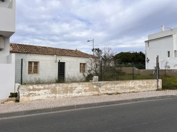 Moradia T2 para Venda em Albufeira e Olhos de Água