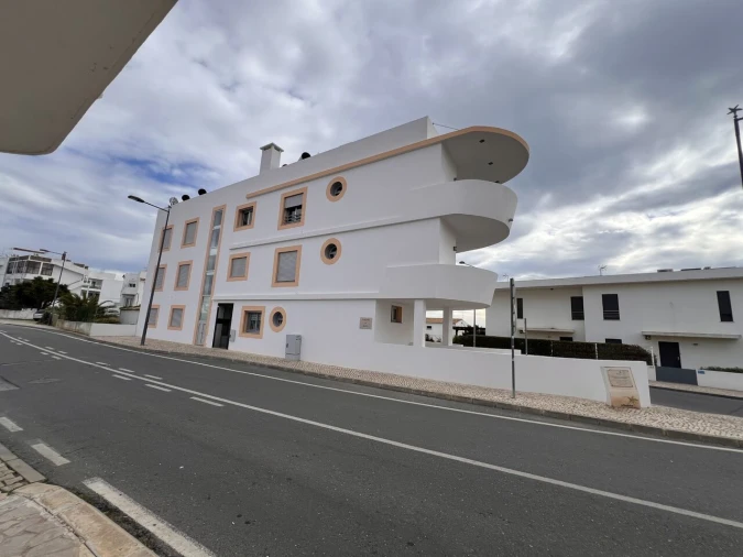 Moradia T2 para Venda em Albufeira e Olhos de Água Foto 7