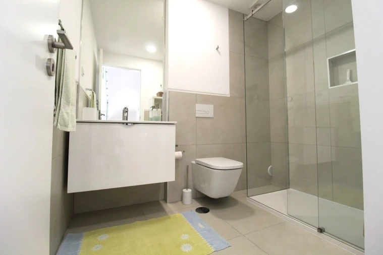 Moradia T4 para Venda em Ferreiras Foto 20