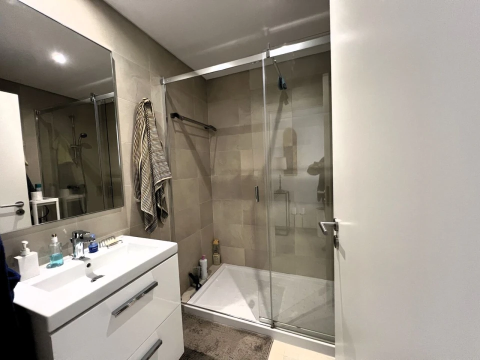 Apartamento T2 para Venda em Albufeira e Olhos de Água Foto 13