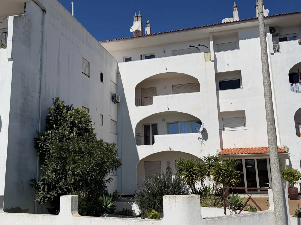 Apartamento T1 para Venda em Albufeira e Olhos de Água Foto 1