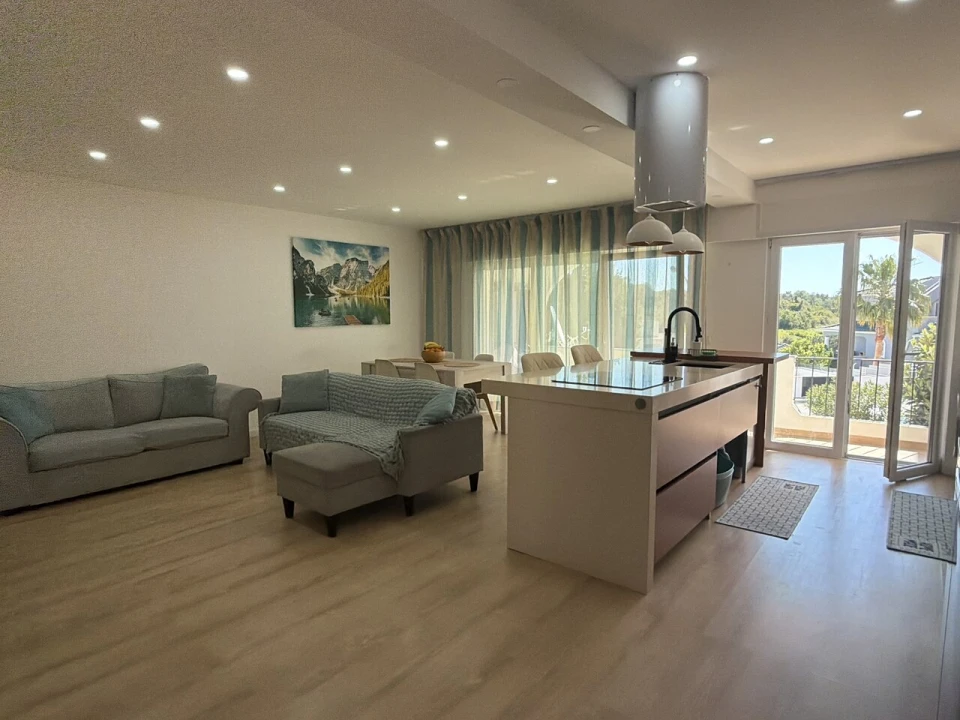 Apartamento T1 para Venda em Albufeira e Olhos de Água Foto 5