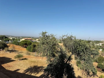 Moradia T3 para Venda em Albufeira e Olhos de Água