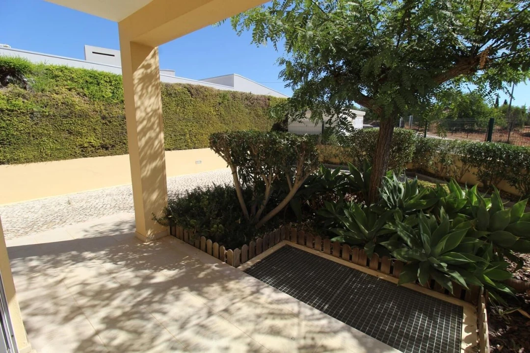 Moradia T3 para Venda em Albufeira e Olhos de Água Foto 17
