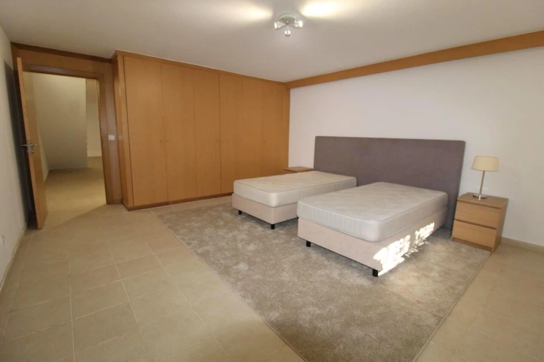 Moradia T3 para Venda em Albufeira e Olhos de Água Foto 40