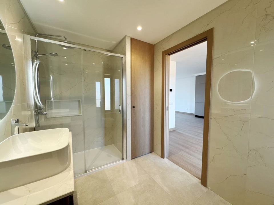 Apartamento T2 para Venda em Albufeira e Olhos de Água Foto 7