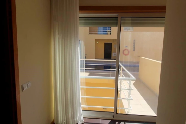 Moradia T2 para Venda em Albufeira e Olhos de Água Foto 24