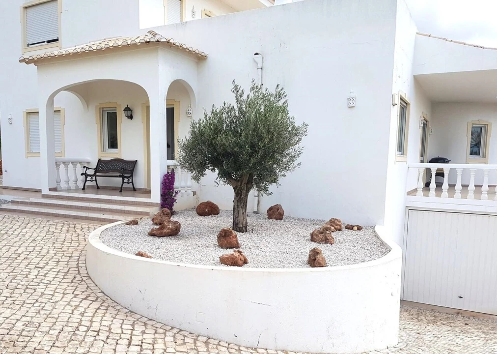 Moradia T5 para Venda em Albufeira e Olhos de Água Foto 7