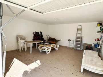 Moradia T5 para Venda em Albufeira e Olhos de Água