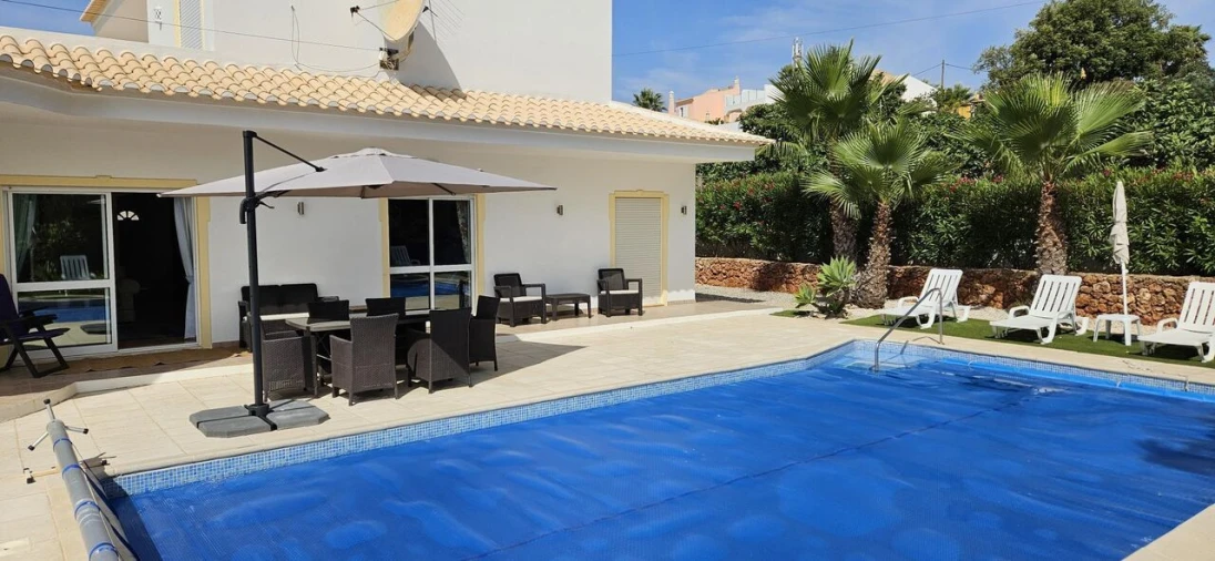 Moradia T5 para Venda em Albufeira e Olhos de Água Foto 11