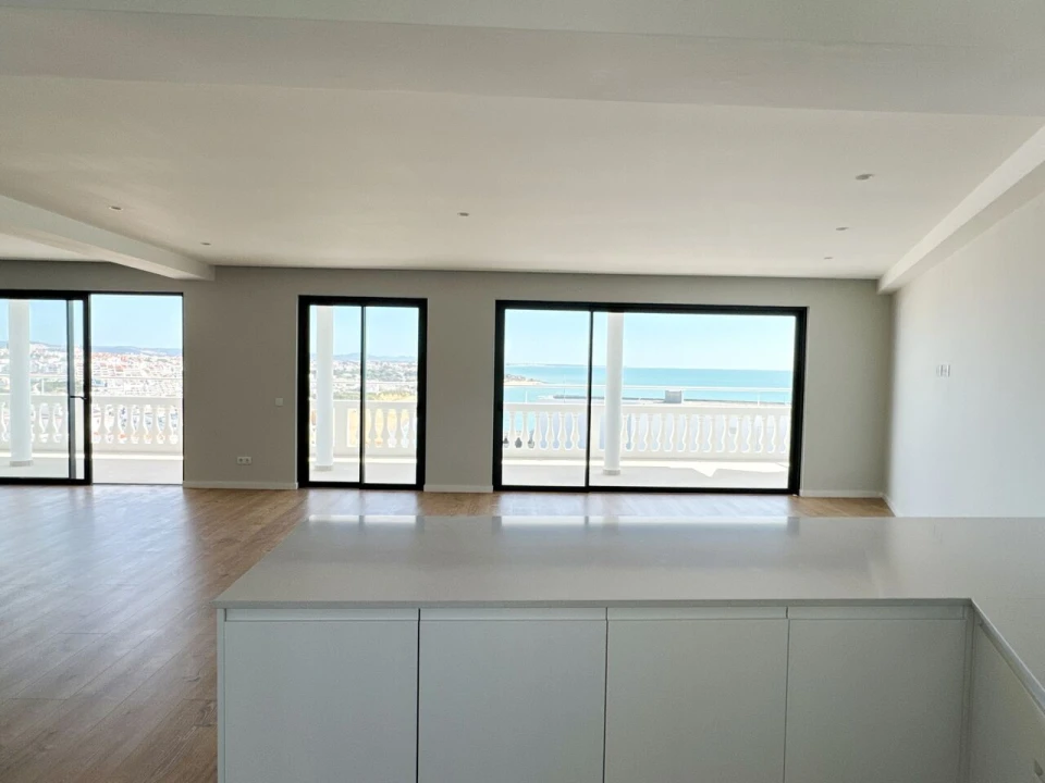 Apartamento T4 para Venda em Albufeira e Olhos de Água Foto 6