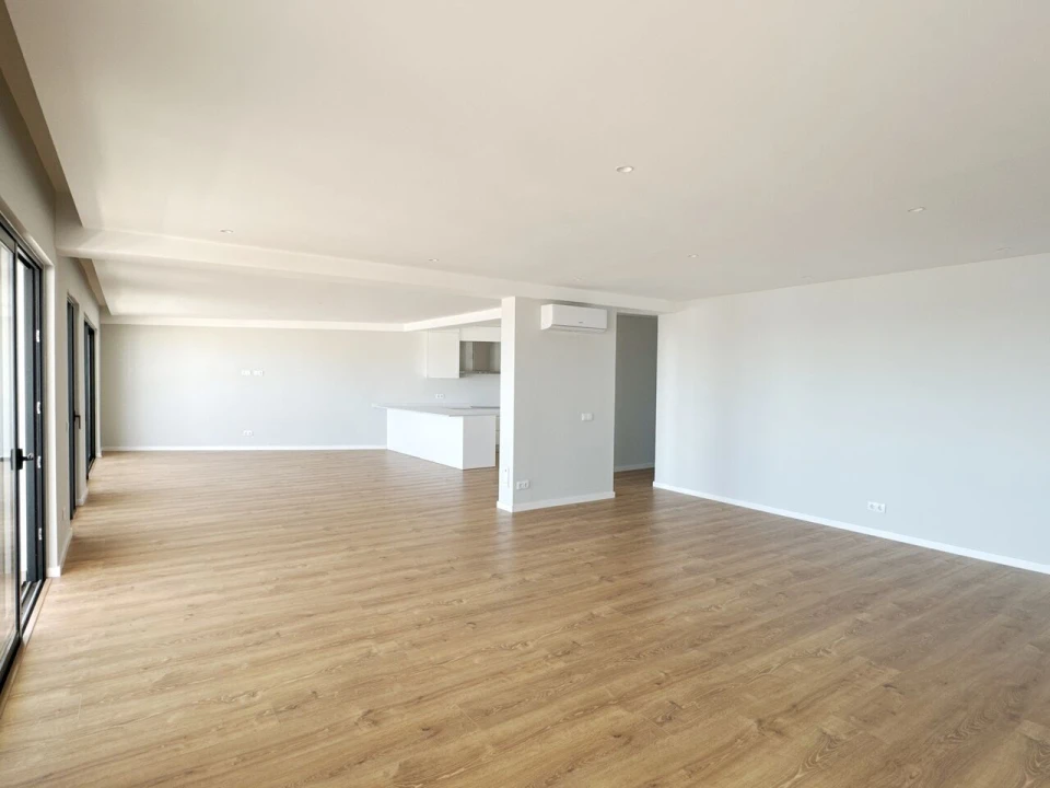 Apartamento T4 para Venda em Albufeira e Olhos de Água Foto 9