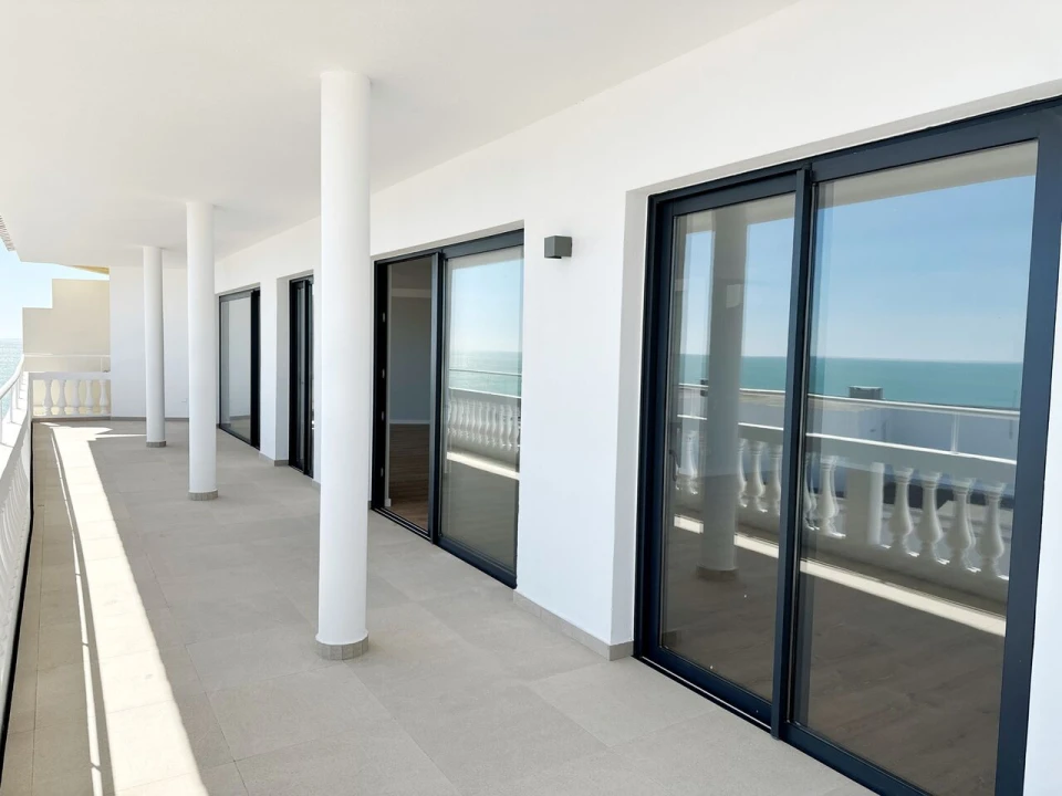Apartamento T4 para Venda em Albufeira e Olhos de Água Foto 16