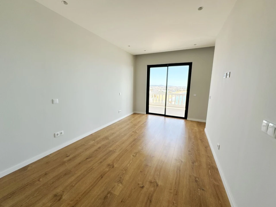 Apartamento T4 para Venda em Albufeira e Olhos de Água Foto 37