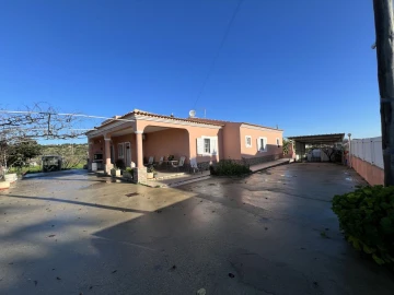 Moradia T6 para Venda em Albufeira e Olhos de Água