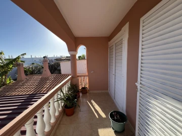 Moradia T6 para Venda em Albufeira e Olhos de Água