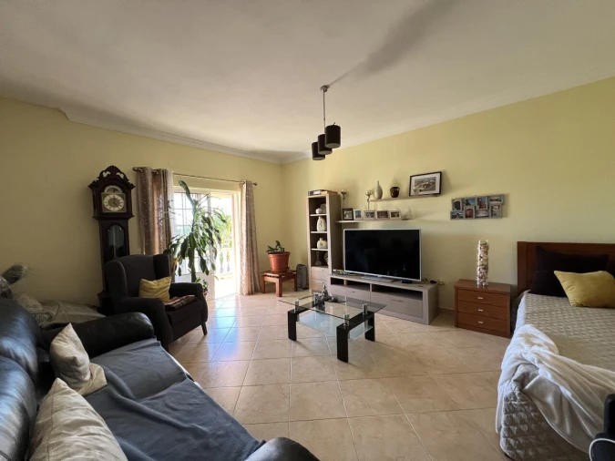 Moradia T6 para Venda em Albufeira e Olhos de Água Foto 3