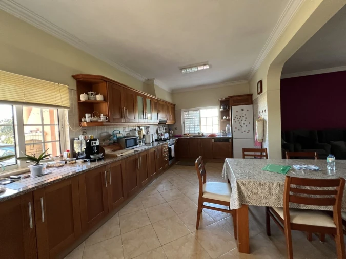 Moradia T6 para Venda em Albufeira e Olhos de Água Foto 65