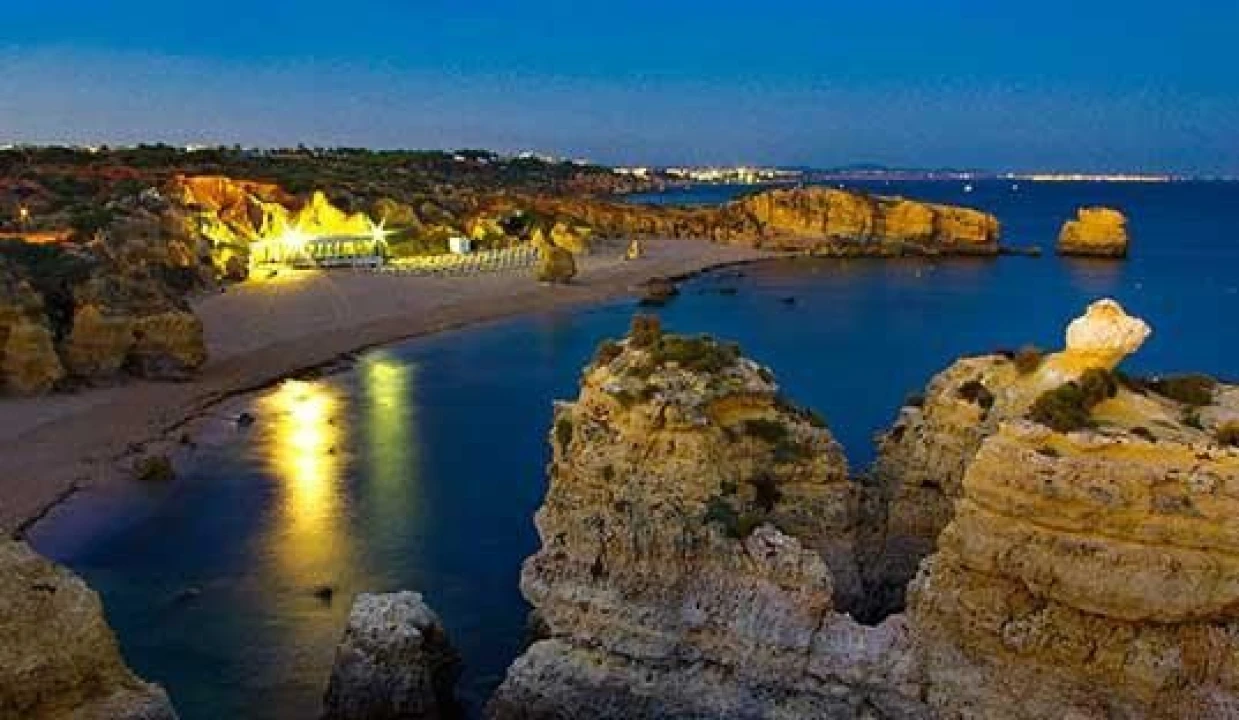 Terreno para Venda em Albufeira e Olhos de Água Foto 1