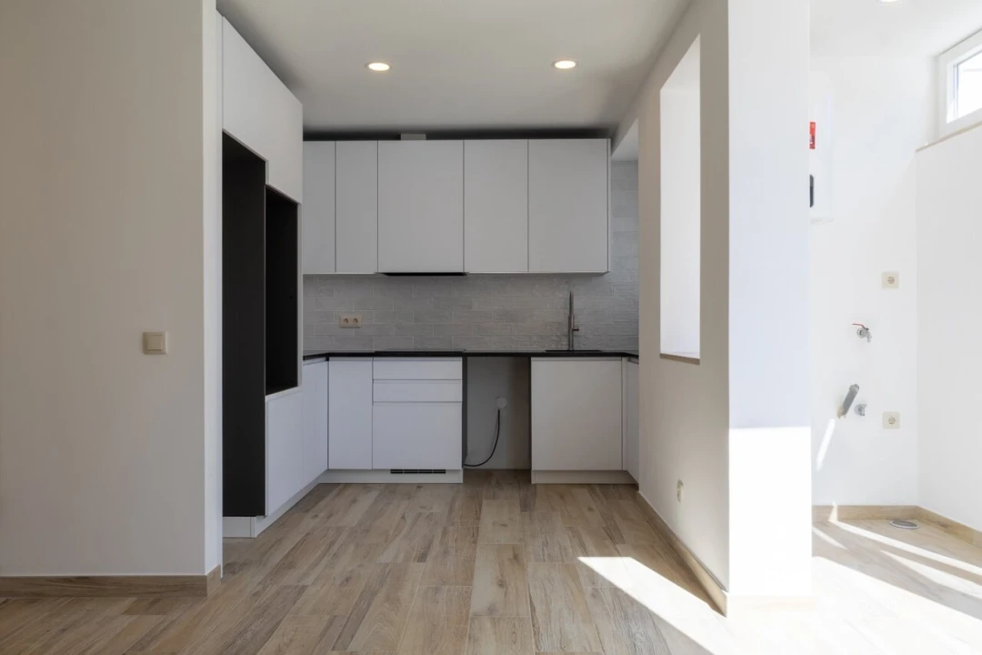 Apartamento T1 para Venda em Silves Foto 1