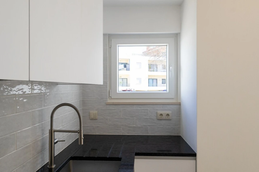 Apartamento T1 para Venda em Silves Foto 6