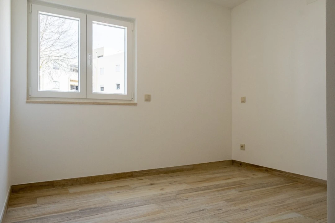 Apartamento T1 para Venda em Silves Foto 18