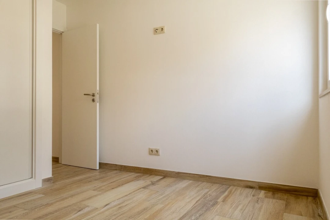 Apartamento T1 para Venda em Silves Foto 19