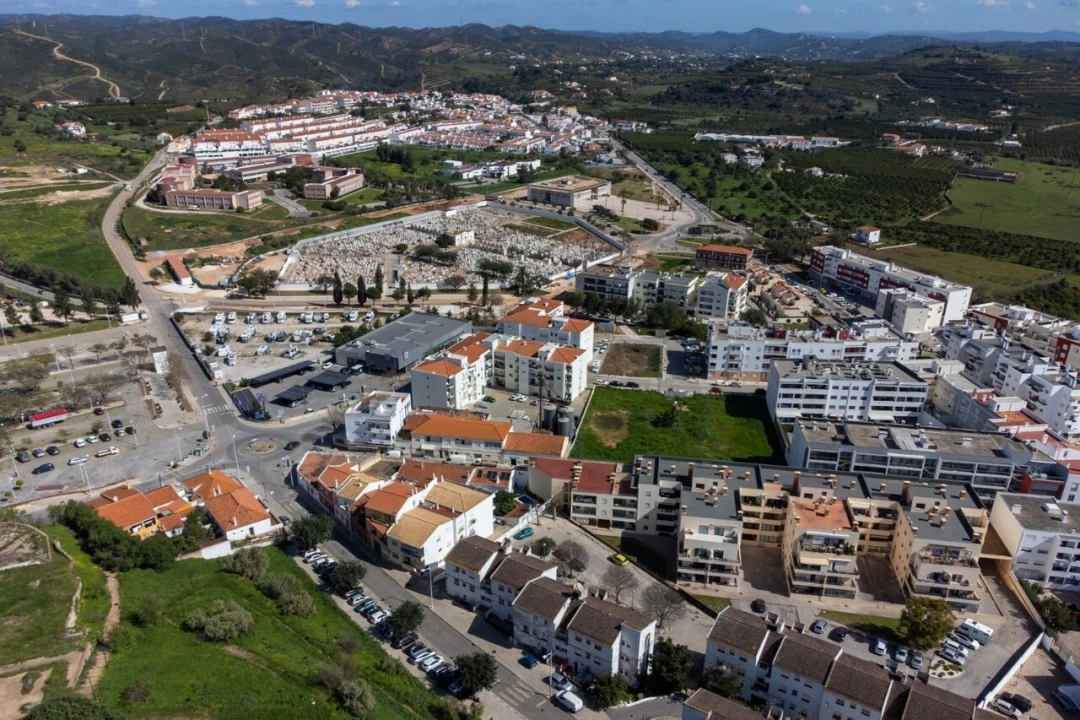Apartamento T1 para Venda em Silves Foto 25