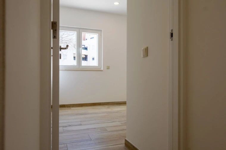 Apartamento T1 para Venda em Silves Foto 15