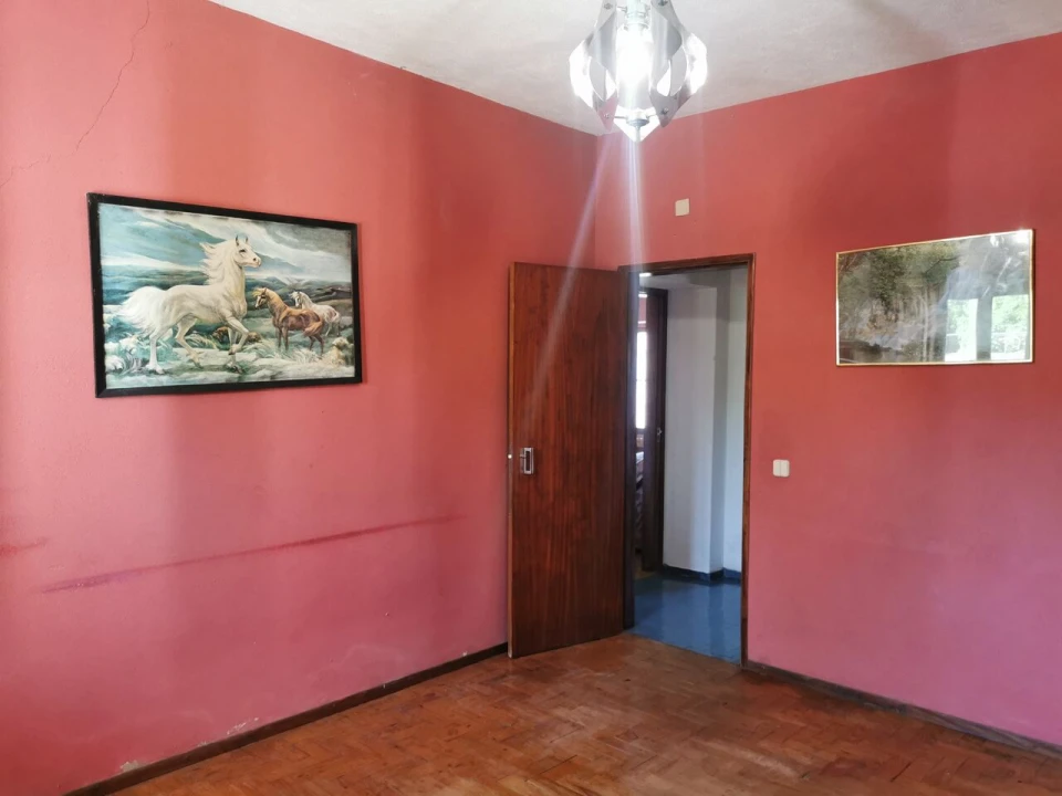 Moradia T4 para Venda em São Bartolomeu de Messines Foto 19