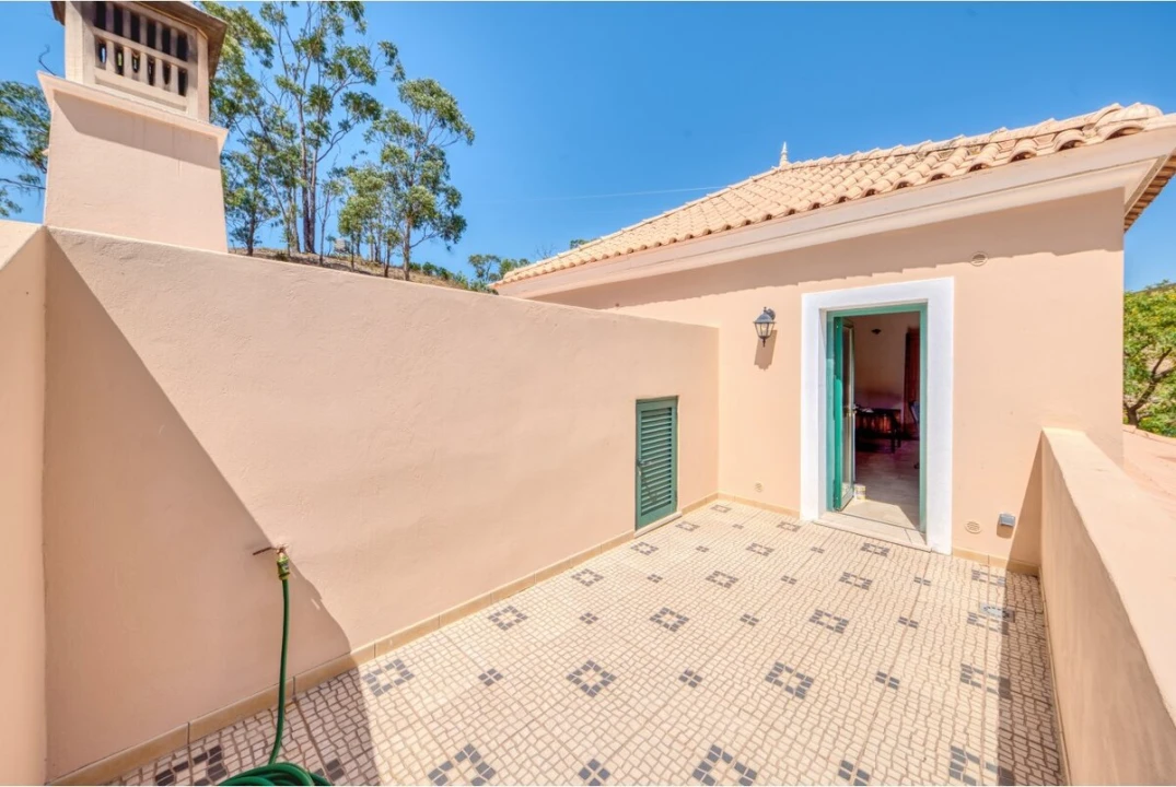 Moradia T4 para Venda em Silves Foto 14