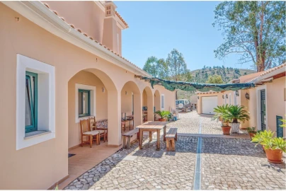 Moradia T4 para Venda em Silves