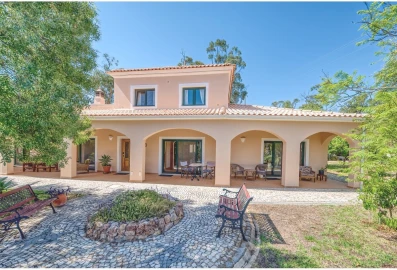Moradia T4 para Venda em Silves