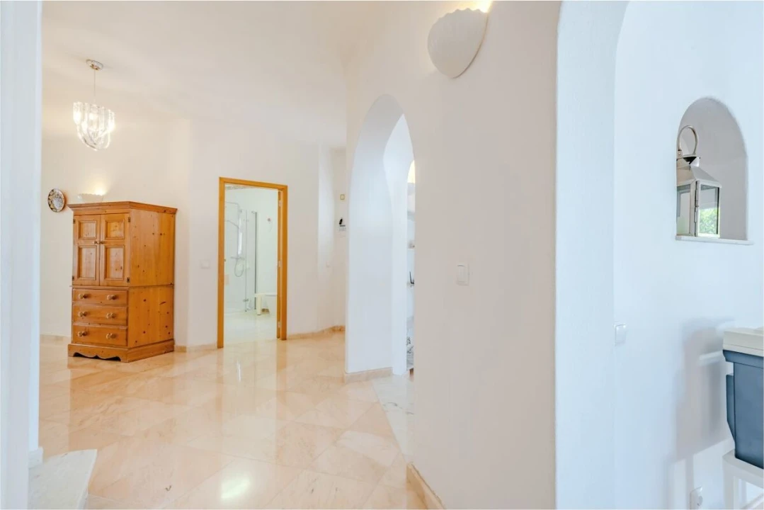 Moradia T5 para Venda em Porches Foto 18