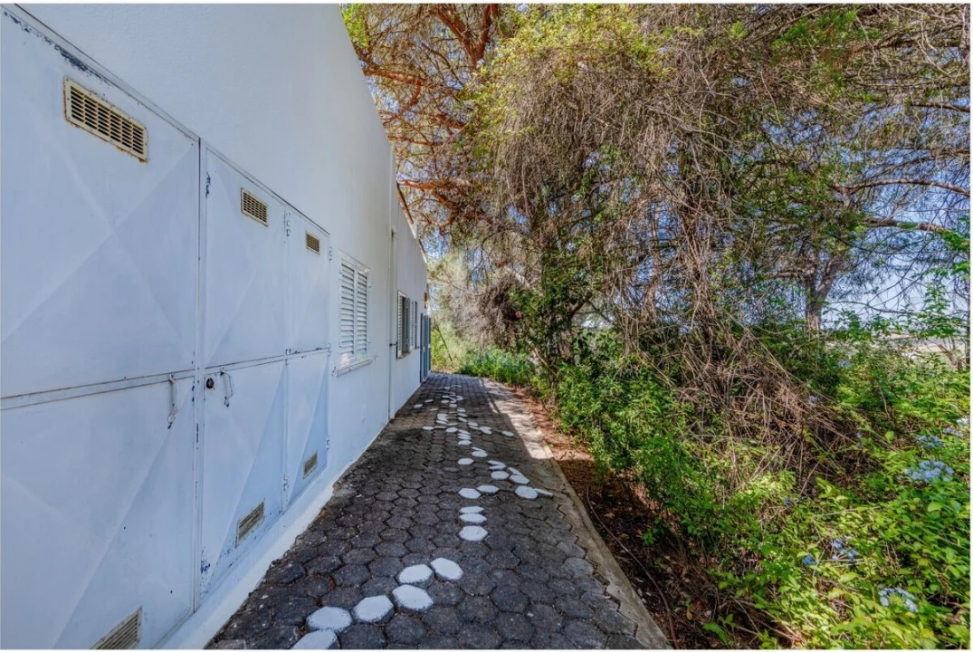 Moradia T5 para Venda em Porches Foto 47