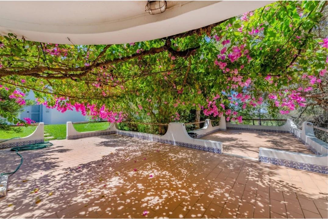 Moradia T5 para Venda em Porches Foto 64